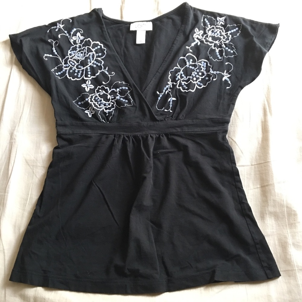 Ann Taylor Loft Cute black tops